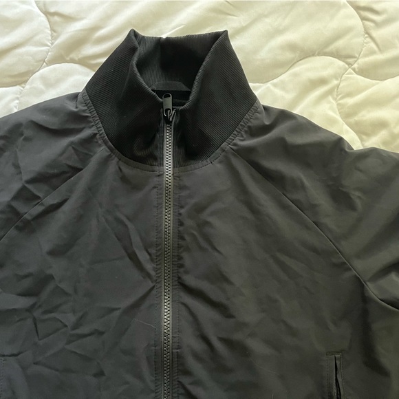 Athleta Lightweight Bomber Jacket Size MP Black - Picture 3 of 7